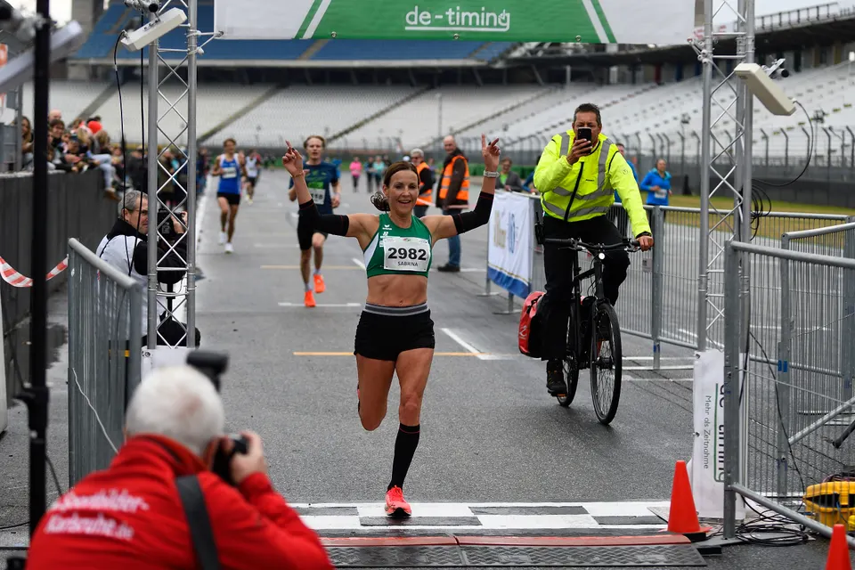 Hockenheimringlauf Impression 23 (2021-11-14 Hochenheim 143)